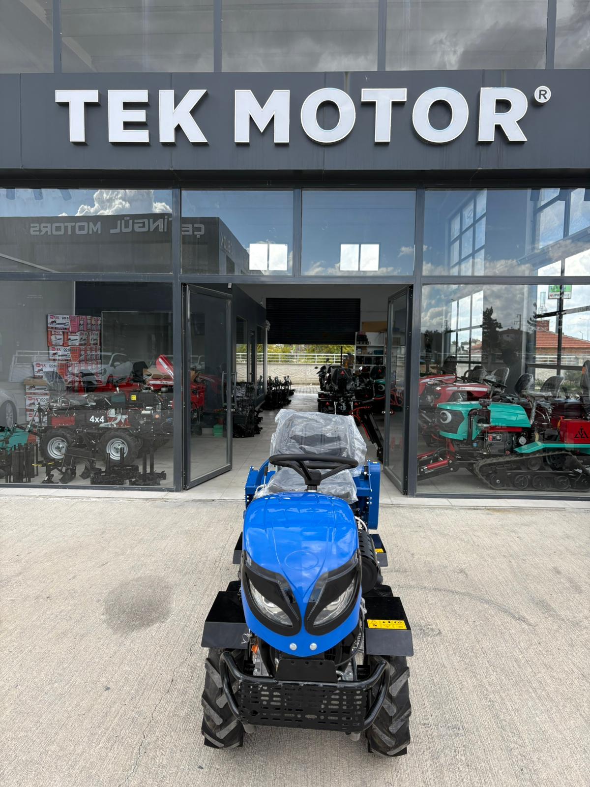 4x4 15 Hp Arkadan çapalı