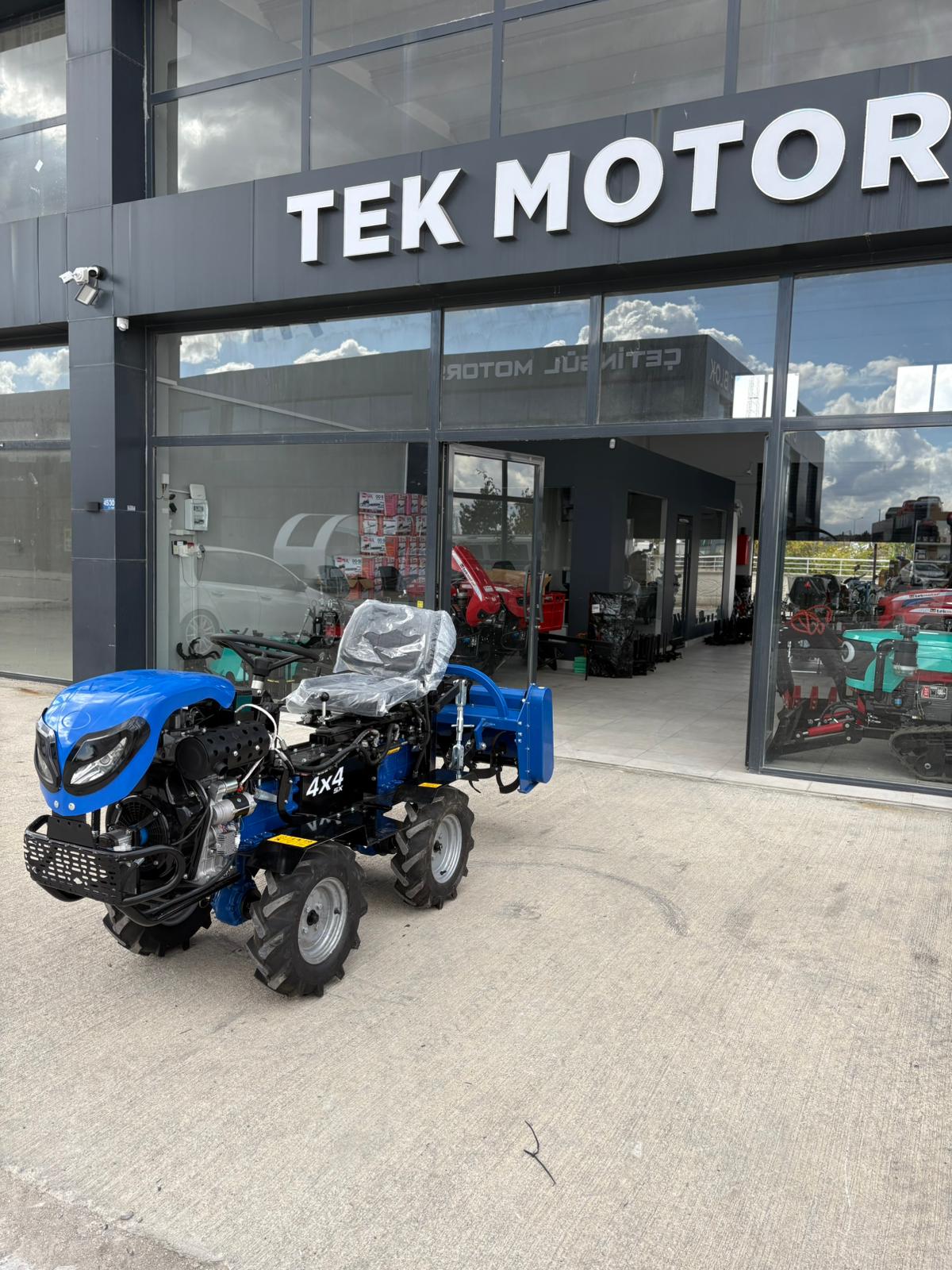 4x4 15 Hp Arkadan çapalı